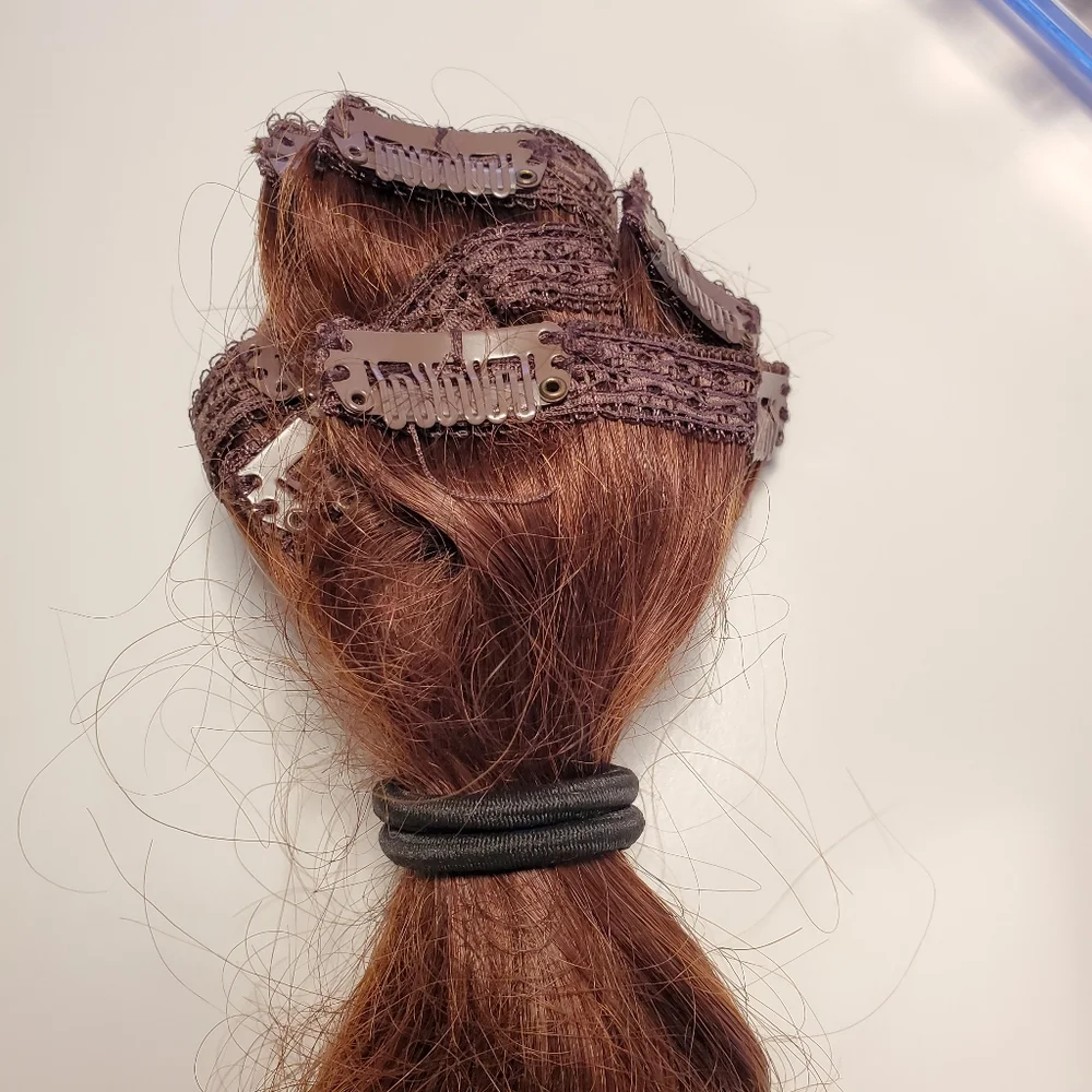 Hair extensions - Picture 3 of 3